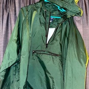 Gap pullover rain jack